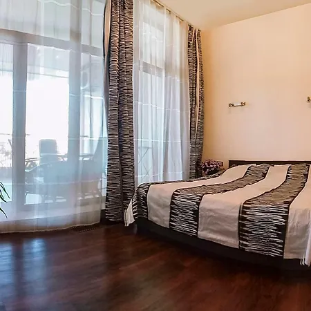 In Arcadia Palace For You * Odessa